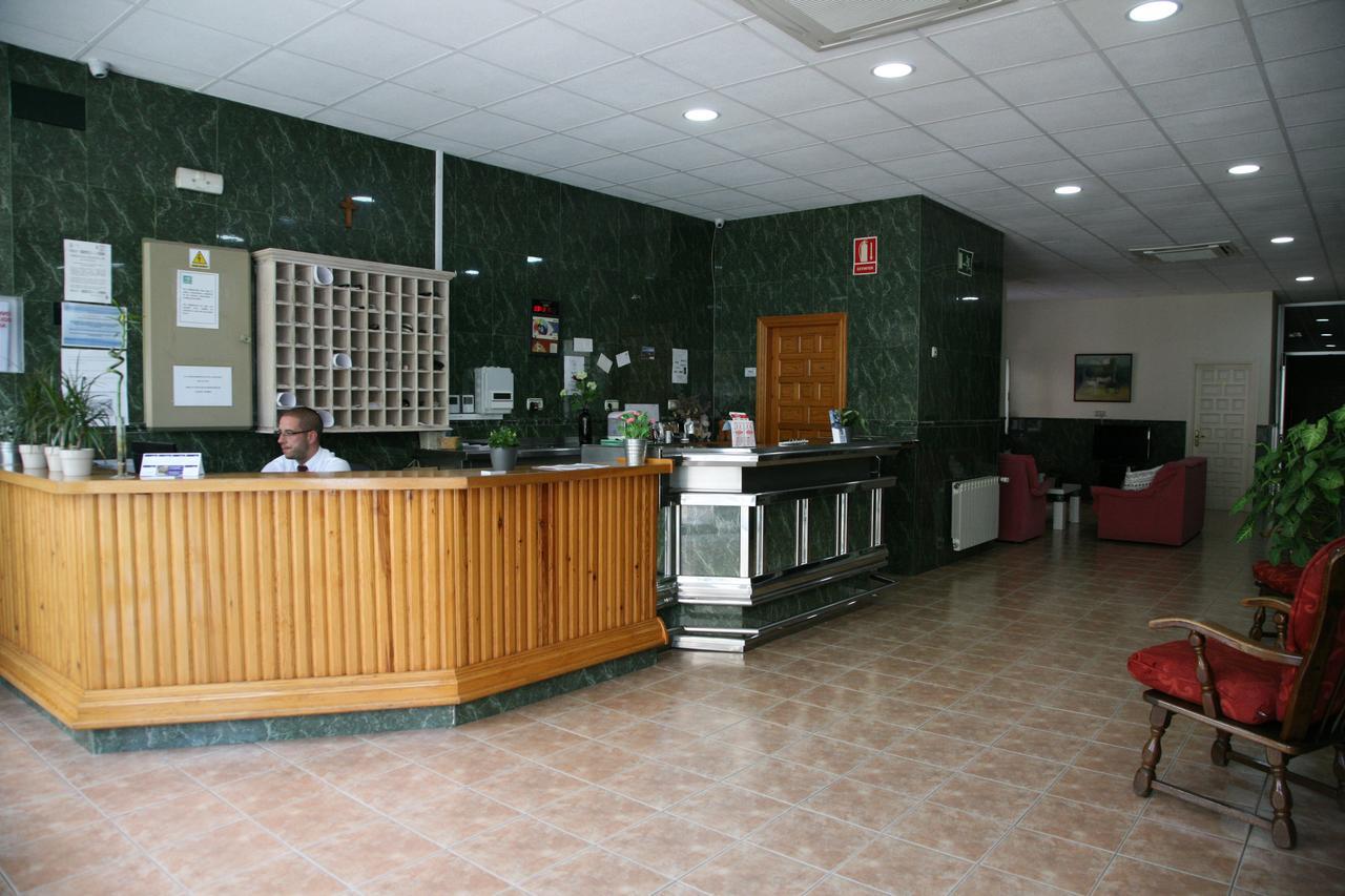 Hostal La Casa De Enfrente Málaga Buitenkant foto