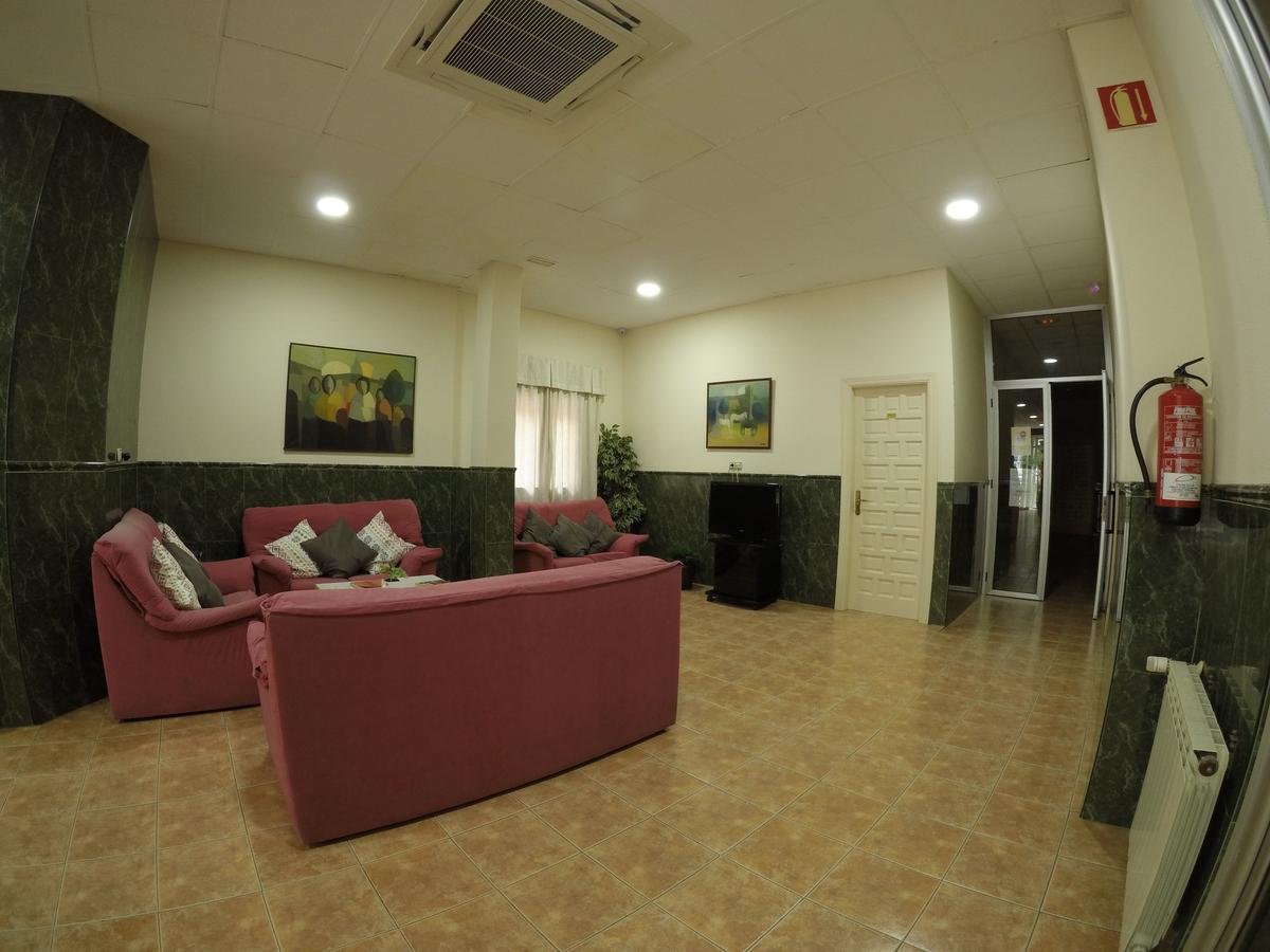 Hostal La Casa De Enfrente Málaga Buitenkant foto
