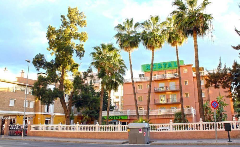 Hostal La Casa De Enfrente Málaga Buitenkant foto