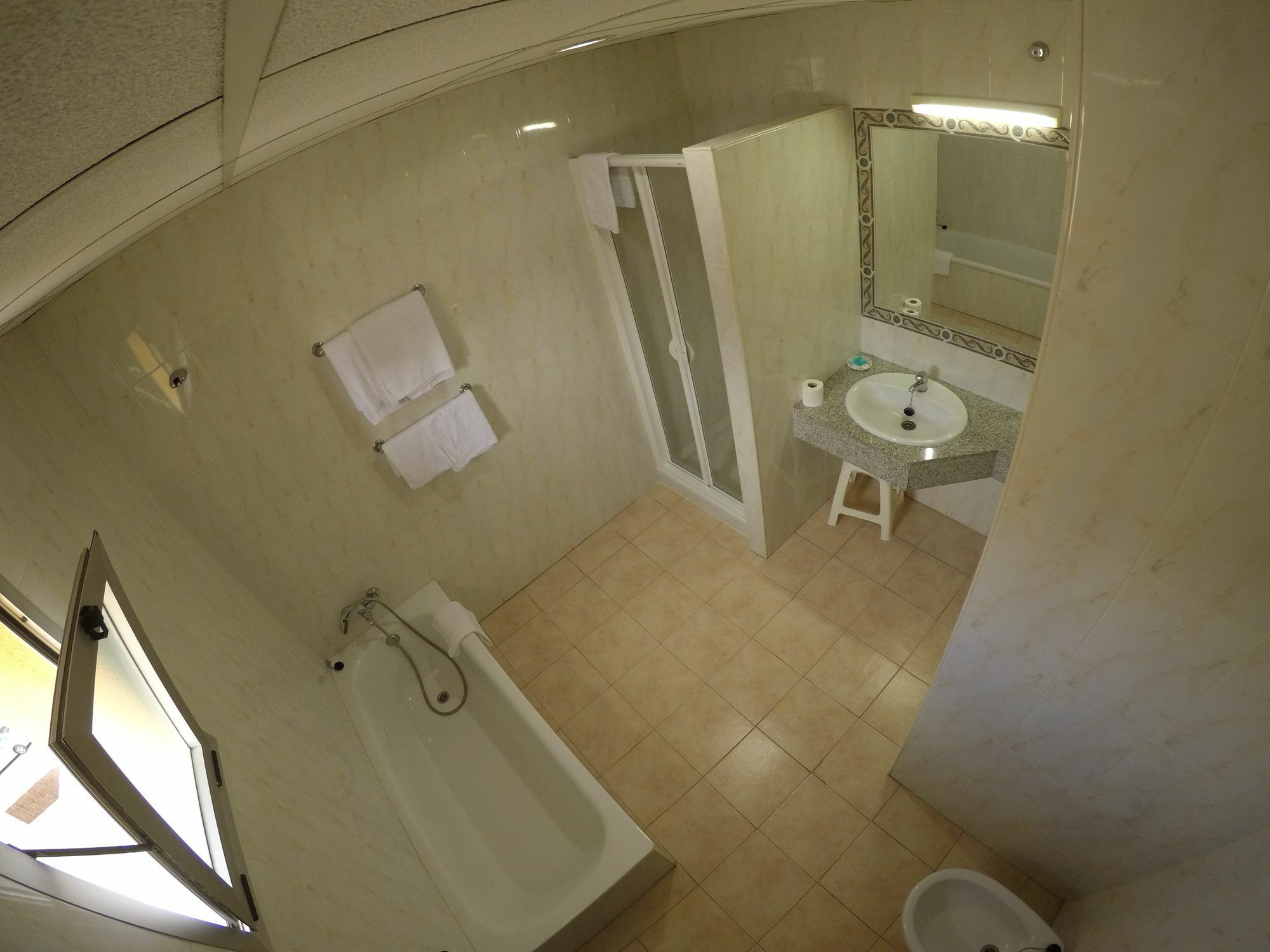 Hostal La Casa De Enfrente Málaga Buitenkant foto