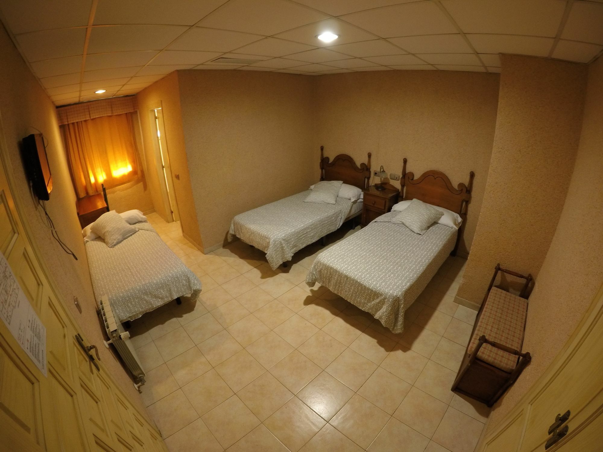 Hostal La Casa De Enfrente Málaga Buitenkant foto