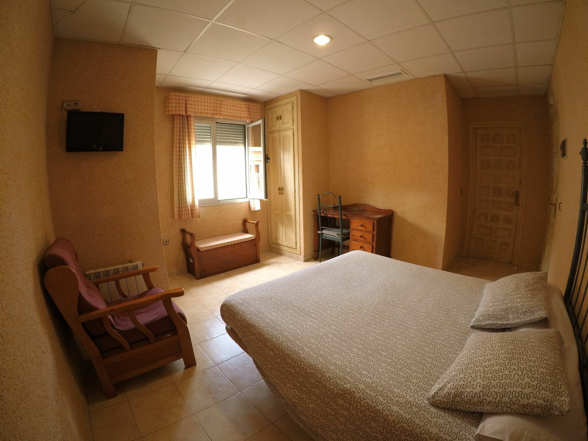 Hostal La Casa De Enfrente Málaga Buitenkant foto